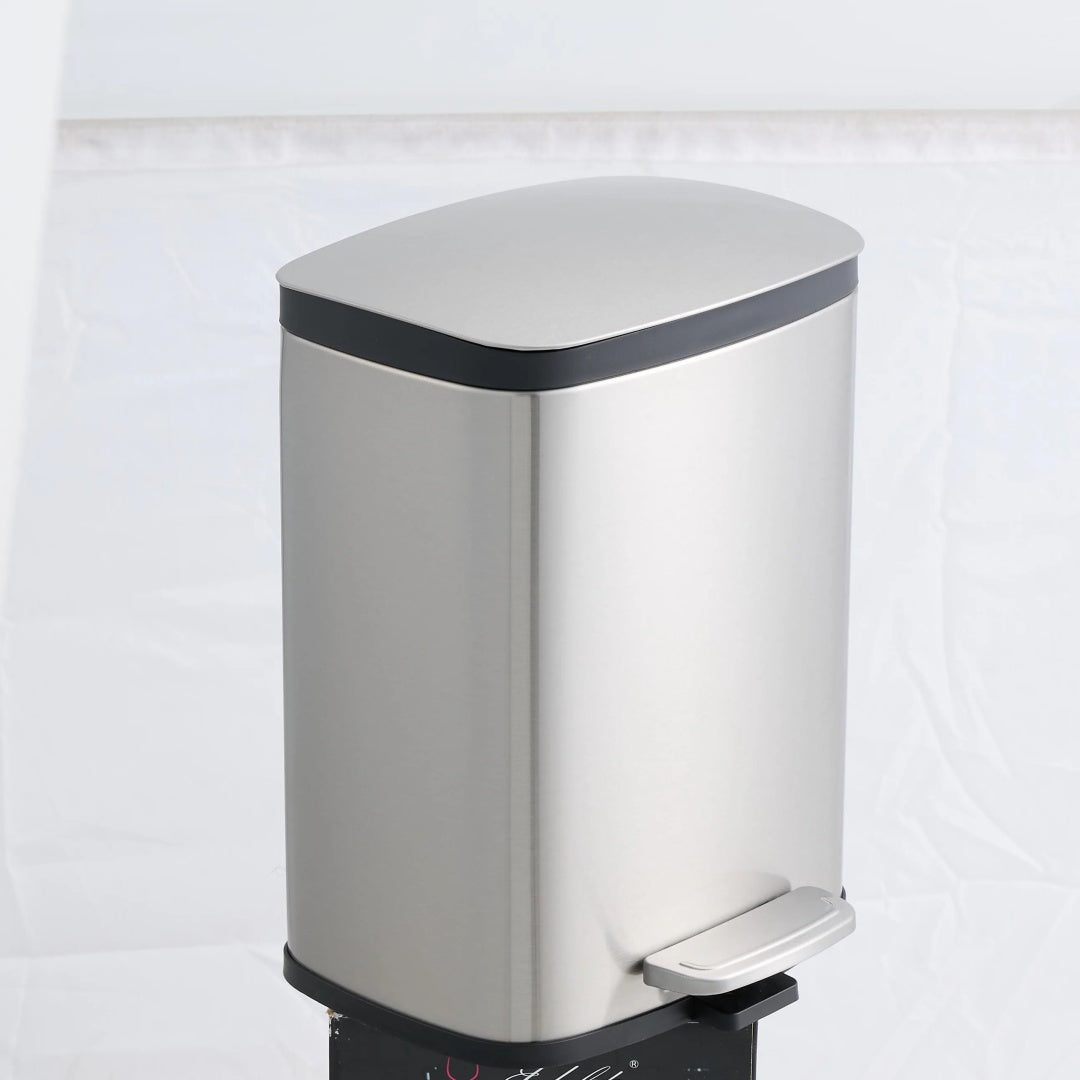 Stainless Steel Kitchen Trash Can (5L Compact)