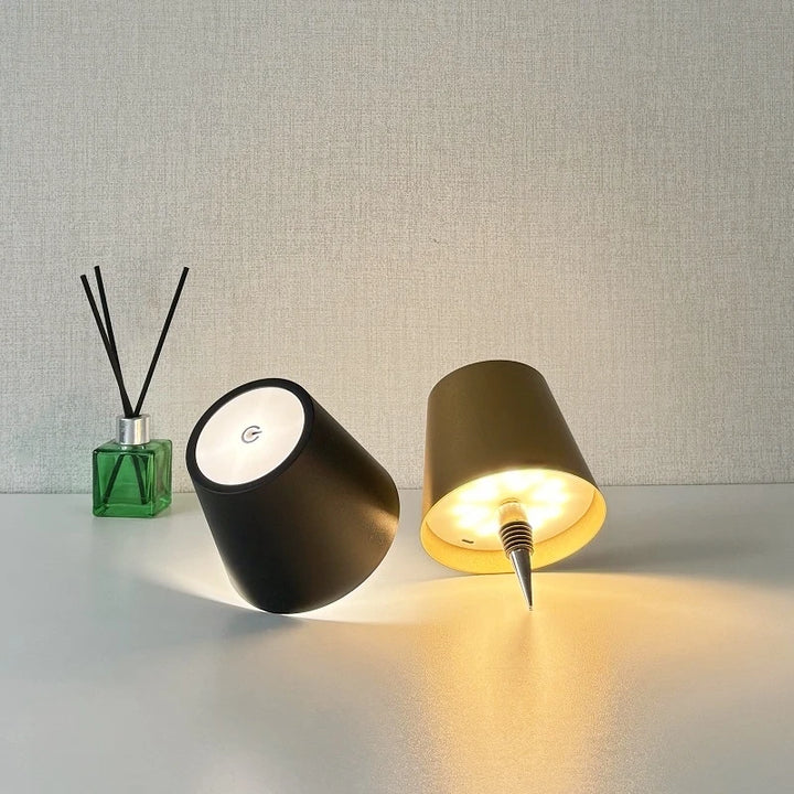 USB Charge Bottle Table Lamp Touch Control 3 Colors and Stepless Dimming Night Lamp For Restaurant Bar Wine Bottles Desk Lights